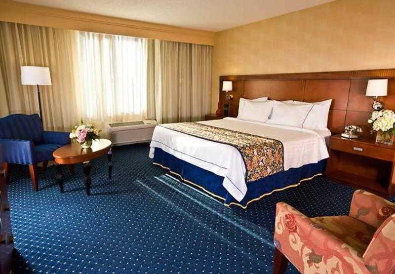 Courtyard Tacoma Downtown Hotel Kamer foto